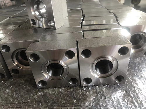 XT&JT|High pressure square flange / ISO 6164 square flange series