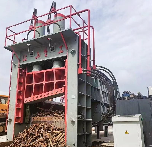 SAE Flange Applications: Gantry Shears