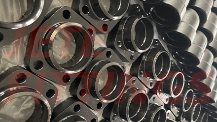SAE Flange Applications: Marine Machinery