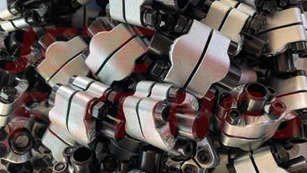 Advantages of SAE Flanges Over Threaded Fittings: Vibration Resistance & Leak-Tight Performance for Hydraulic Equipment in Mining & Marine Industries