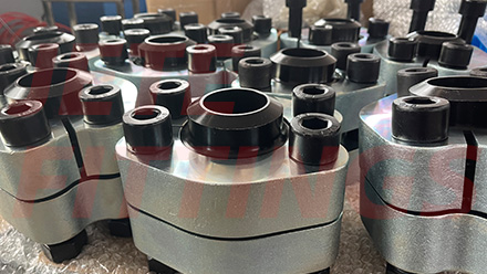 Application of SAE Flanges in Excavator Hydraulic Systems: Solving Oil Leakage Challenges Under Vibration Conditions